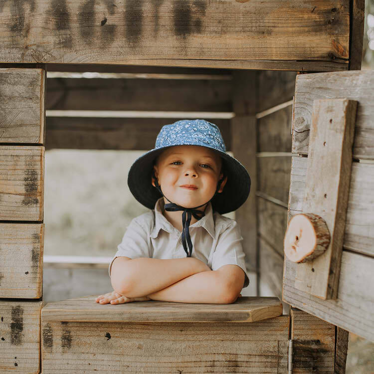 Kids Reversible Bedhead Hats Sun Hat (Indigo / Paisley)